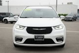 Used 2022 Chrysler Pacifica Touring-L image 2