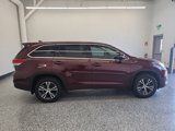Used 2017 Toyota Highlander Plus image 6
