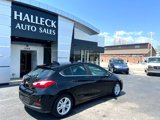 Used 2017 Chevrolet Cruze LT image 6
