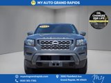 Used 2023 Nissan Frontier SV image 2