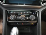 Used 2020 Volkswagen Atlas Cross Sport SEL Premium R-Line image 3