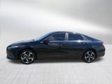 Used 2023 Hyundai Elantra Limited image 6