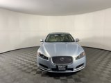 Used 2014 Jaguar XF image 4