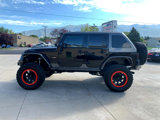Used 2010 Jeep Wrangler Unlimited Rubicon image 3