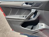 Used 2022 Volkswagen Tiguan SE image 6