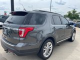 Used 2018 Ford Explorer XLT w/ Equipment Group 202A image 4
