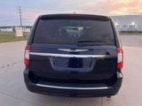 Used 2015 Chrysler Town & Country Touring w/ Driver Convenience Group image 4