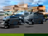 New 2025 Hyundai Elantra SE image 2