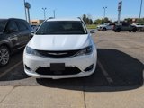 Used 2020 Chrysler Pacifica Limited w/ Advanced Safetytec Group image 2