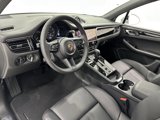 New 2025 Porsche Macan image 4