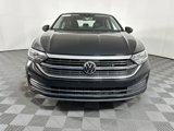 Used 2024 Volkswagen Jetta SE image 3