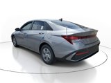 New 2025 Hyundai Elantra SE image 3
