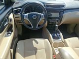Used 2016 Nissan Rogue SL image 2