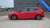Used 2017 Ford Focus ST image 2