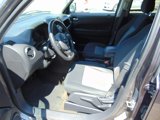 Used 2017 Jeep Patriot Latitude image 2