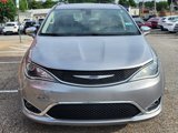 Used 2020 Chrysler Pacifica Limited image 4