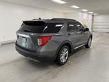 Used 2022 Ford Explorer XLT w/ Equipment Group 202A image 5
