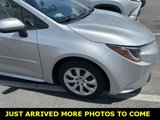 Used 2020 Toyota Corolla LE image 2