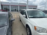 Used 2010 Chrysler Town & Country Touring image 2
