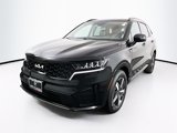 Used 2023 Kia Sorento S image 3