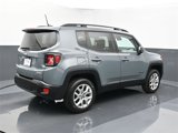 Used 2017 Jeep Renegade Latitude w/ Cold Weather Group image 5
