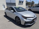 Used 2022 Toyota Corolla SE image 2