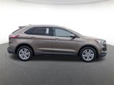Used 2019 Ford Edge SEL w/ Equipment Group 201A image 2