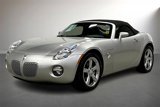 Used 2009 Pontiac Solstice Convertible w/ Premium Package image 3