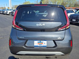 Used 2023 Kia Soul LX image 5