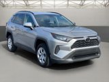 Used 2019 Toyota RAV4 LE image 2