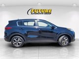 Used 2020 Kia Sportage LX image 3