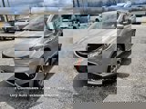 Used 2017 Chrysler Pacifica Limited image 2