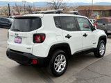 Used 2015 Jeep Renegade Latitude w/ Popular Equipment Group image 5