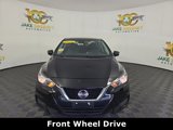 Used 2021 Nissan Versa SV image 2