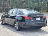 Used 2024 Nissan Altima 2.5 SV image 5