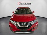 Used 2017 Nissan Rogue SV image 2