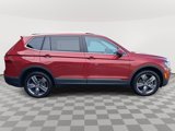 Used 2020 Volkswagen Tiguan SE R-Line image 5