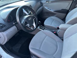 Used 2013 Hyundai Accent SE image 6