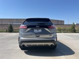 Used 2020 Ford Edge SEL image 4