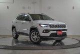 Used 2023 Jeep Compass Latitude image 2