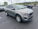 Used 2018 Kia Sorento LX image 4