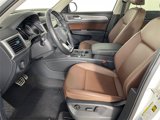 Used 2021 Volkswagen Atlas SE w/ Panoramic Sunroof Package image 3