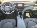 Used 2022 Toyota Camry LE image 2