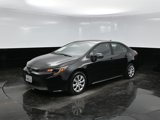 Used 2021 Toyota Corolla LE image 3