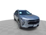 Used 2024 Chevrolet Trax RS w/ Sunroof Package image 3
