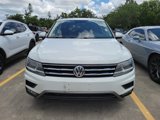 Used 2018 Volkswagen Tiguan SE image 2