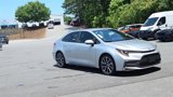 Used 2020 Toyota Corolla SE image 2