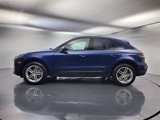 Certified 2022 Porsche Macan image 2