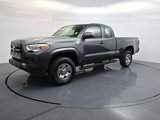 Used 2017 Toyota Tacoma SR image 3
