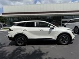 Used 2023 Kia Sportage LX image 3